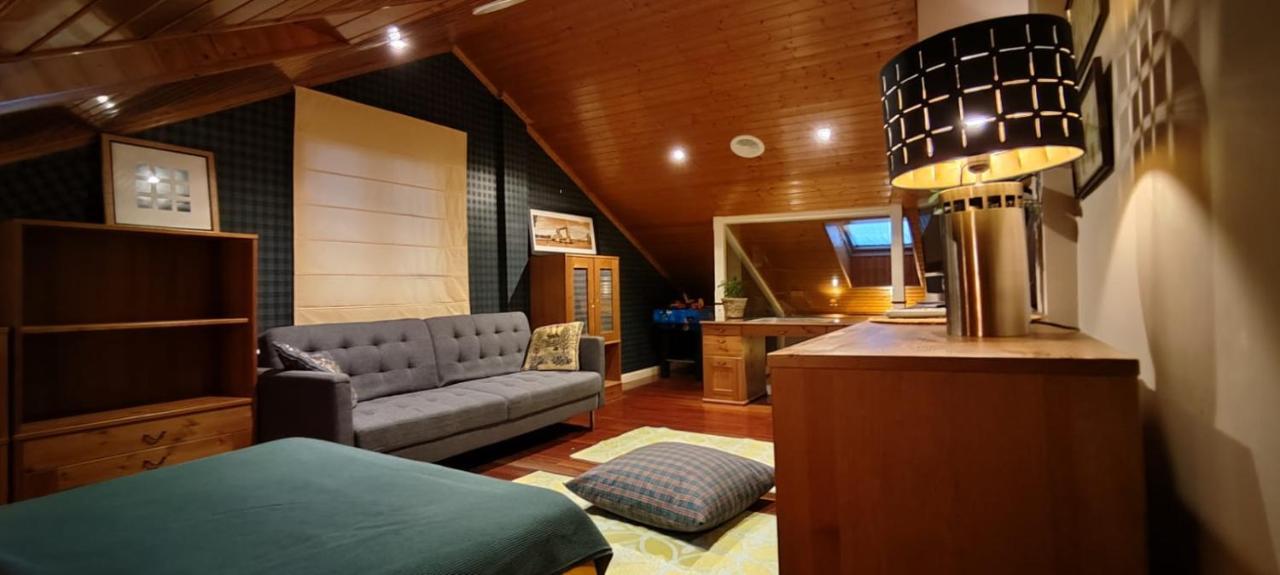 Hhc - Holidays House Compostela Сантьяго-де-Компостела Экстерьер фото