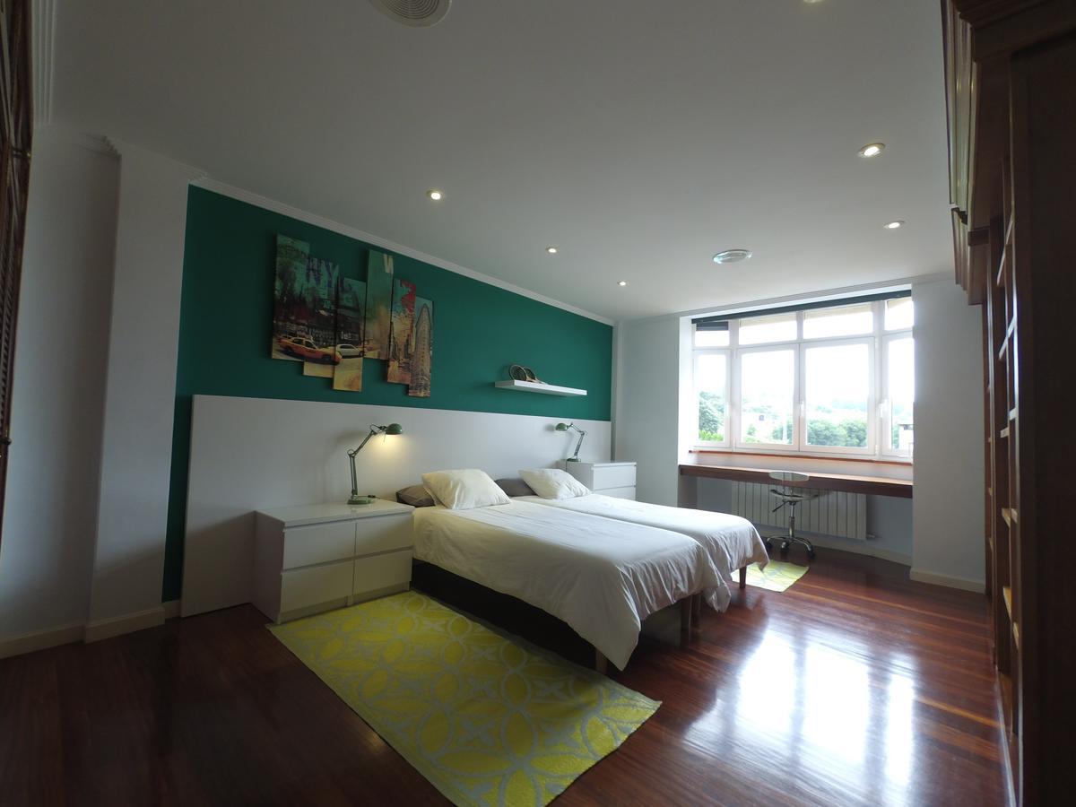 Hhc - Holidays House Compostela Сантьяго-де-Компостела Экстерьер фото